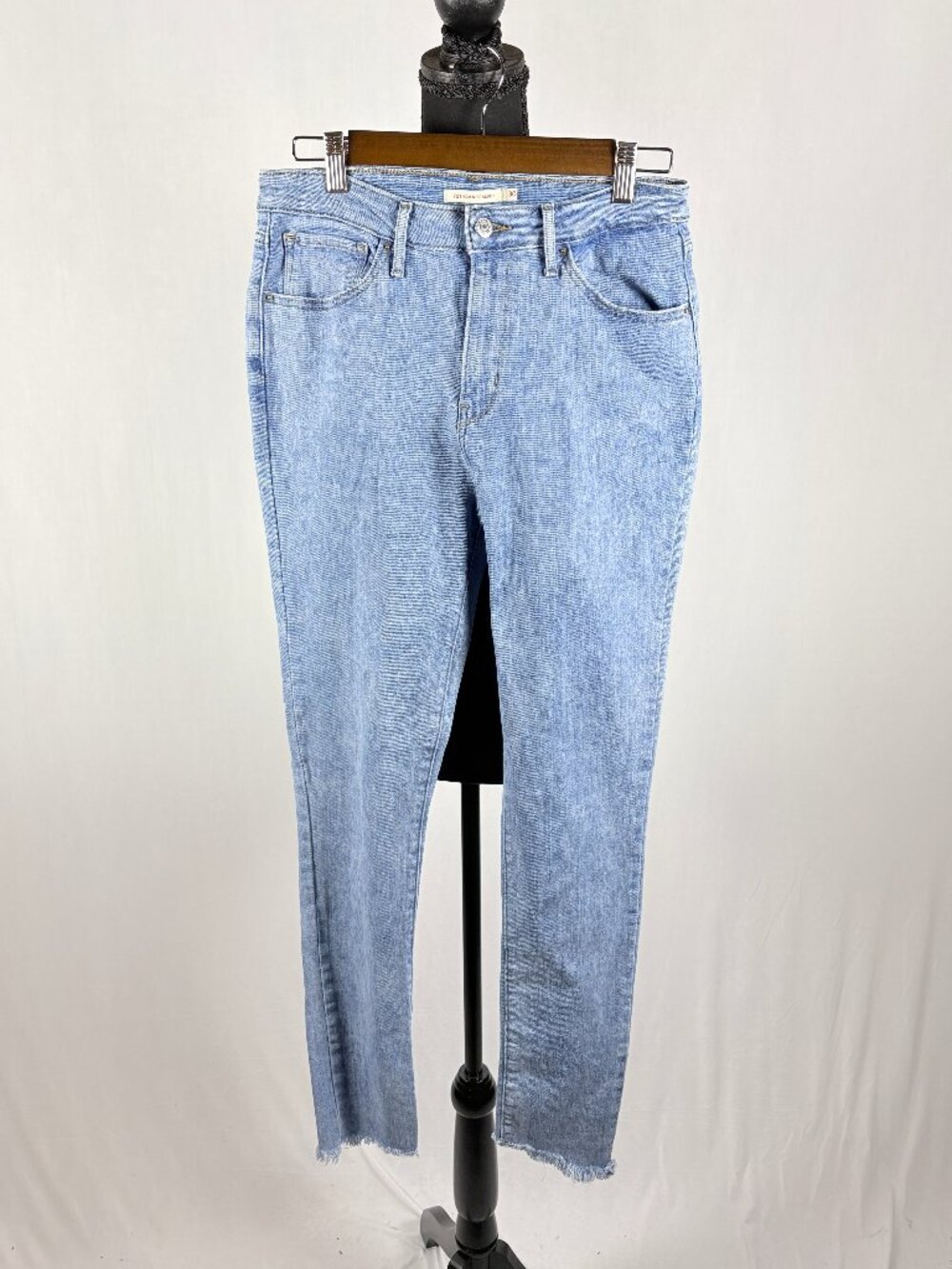 Levi’s 721 High Rise Skinny Jeans | Women’s 30 / 76 cm | Light Acid Wash